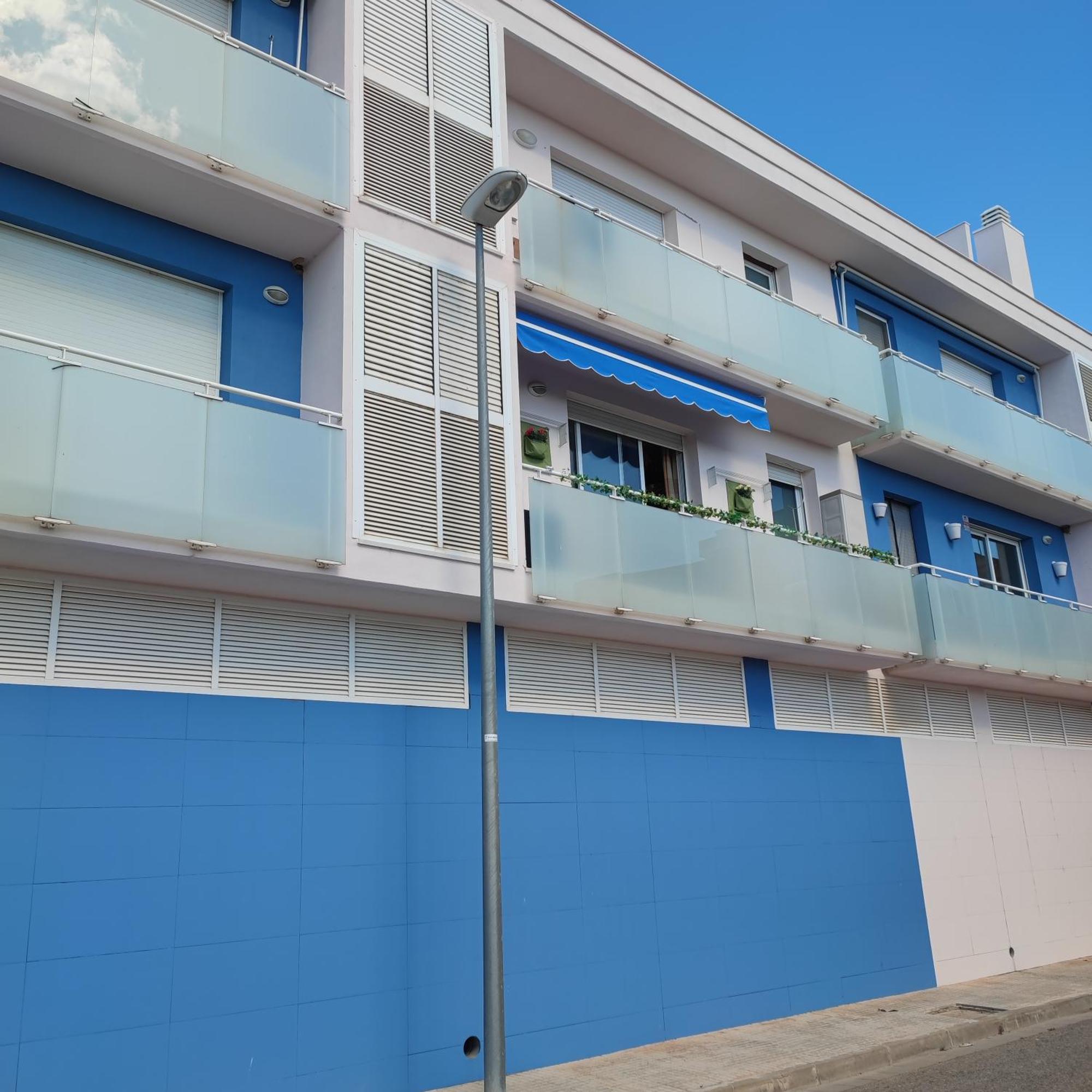 Nina'S Blue Pool & Beach Deltebre Exterior photo